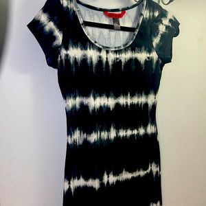 Hot kiss 💋Tie-dye body con summer dress